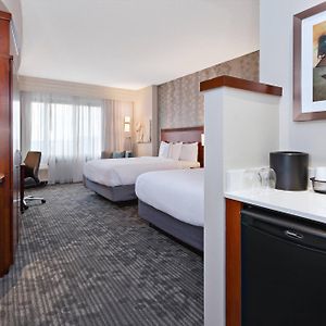 Zimmer mit Queensize-Bett